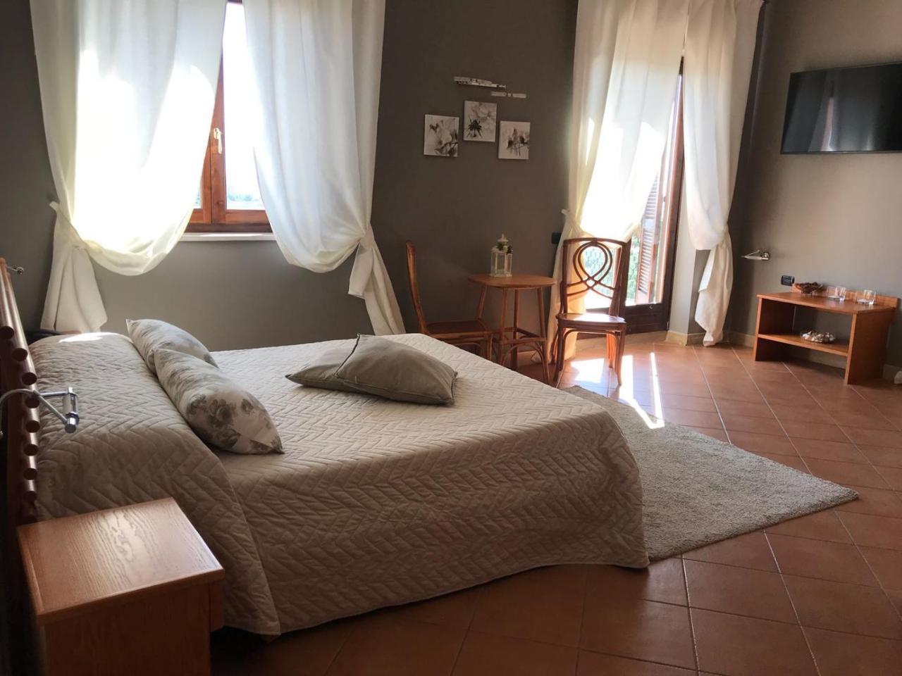 Tenuta Re Ferdinando Santa Maria Capua Vetere Extérieur photo